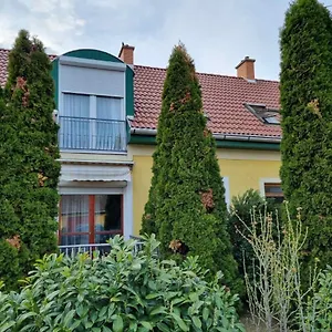 Apartmán Koerteszirom, Eger
